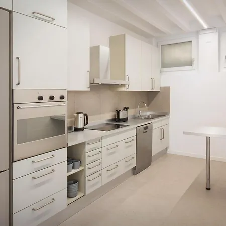 Azzurro Apartment