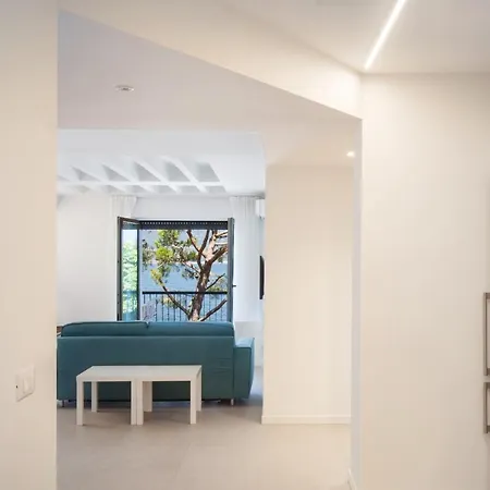 Azzurro Apartment