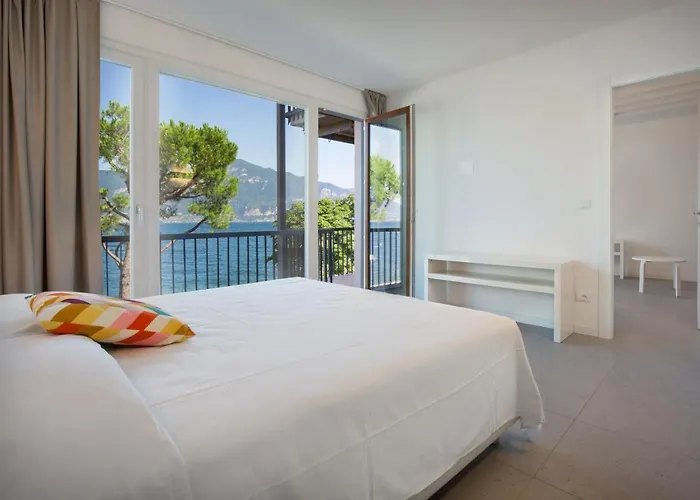 Azzurro * Torri Del Benaco